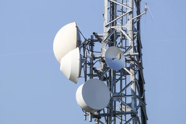 Antenne pour recevoir des télécommunications — Photo