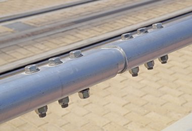 metal joint bolted