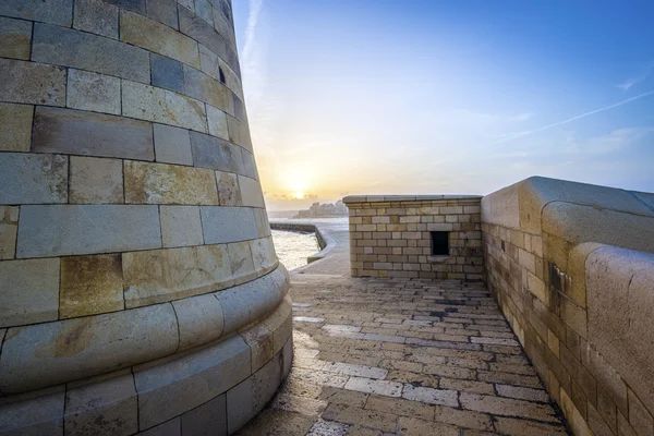 Malta - The Lighthouse at at Breakwater of Valletta at sunset — Stock Photo, Image