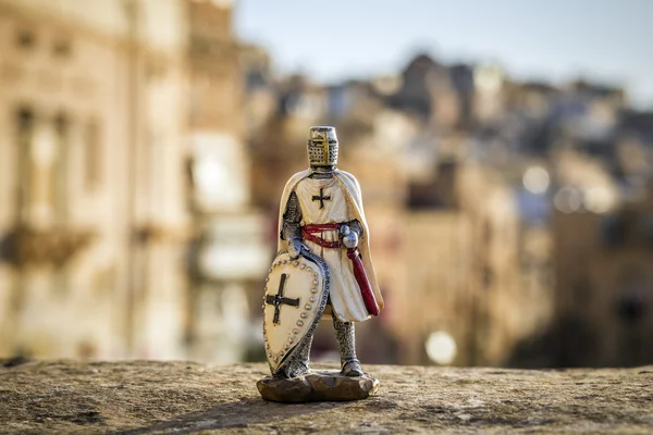 Valletta, Malta - Maltese knight in the ancient city of Valletta — Stock Photo, Image