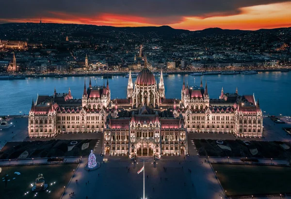 Budapest Magyarország Légi Panoráma Gyönyörű Kivilágított Magyar Parlament Épületére Kék — Stock Fotó