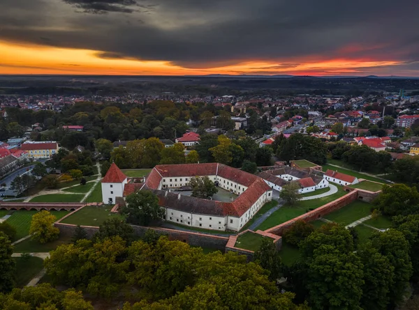 Sarvar Hungría Vista Panorámica Aérea Del Castillo Sarvar Castillo Nadasdy — Foto de Stock