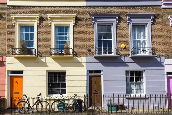 Bunte Häuser von camden town - london, vereinigtes königreich — Stockfoto