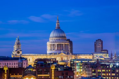 St. Paul'ın Katedrali, mavi saat - Londra, İngiltere