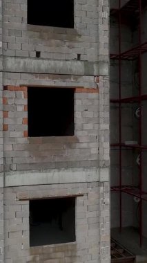 Ağır bileşenler bir sonraki seviyeye kaldırıldı.