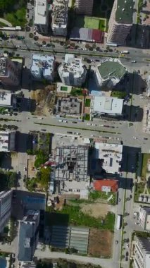 Duvar ve metal takviyesi devam ediyor.