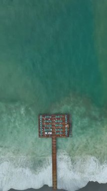 Rahatlatıcı yaz deniz hareketi.