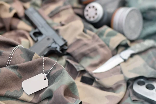 Soldados Perseguidores Máscara Gás Soviético Encontra Com Pistola Faca Jaquetas — Fotografia de Stock
