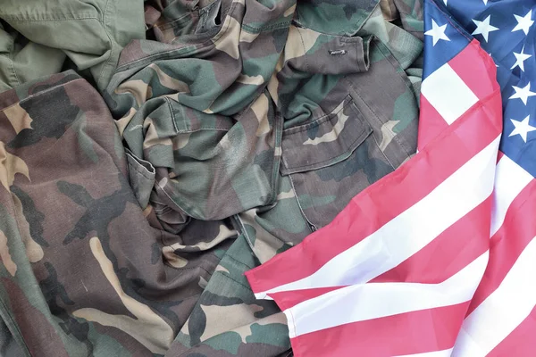 Amerikai Egyesült Államok Zászló Hajtogatott Katonai Egyenruha Kabát Katonai Szimbólumok — Stock Fotó