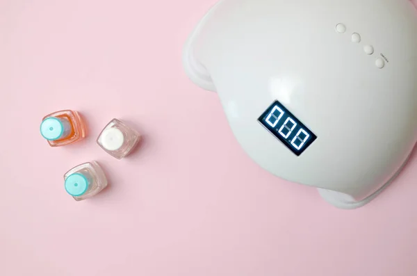Diodenlampen Für Nägel Und Kosmetischer Nagellack Für Maniküre Und Pediküre — Stockfoto