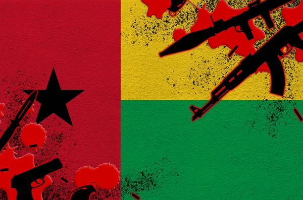 Guinea Bissau Flagge Und Verschiedene Waffen Rotem Blut Konzept Für — Stockfoto