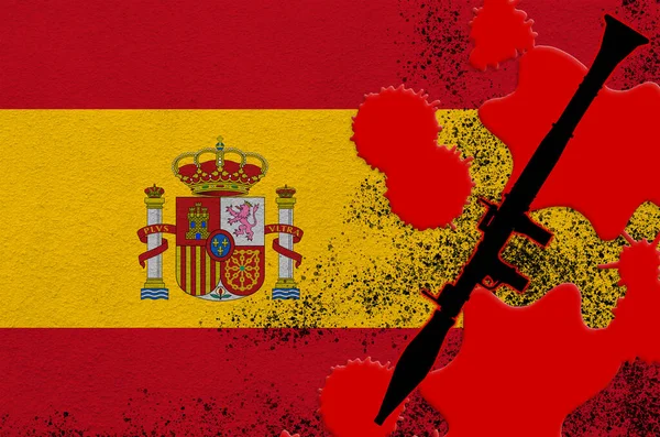西班牙国旗和黑色Rpg 7火箭榴弹发射器 红色血 恐怖袭击或具有致命后果的军事行动的概念 危险抛射武器的使用 — 图库照片