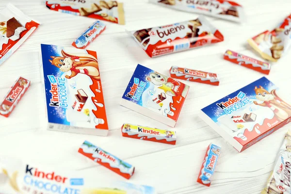 Kharkov Ukraine 2020 Mnoho Různých Produktů Značky Kinder Značky Ferrero — Stock fotografie