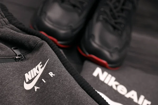 Kharkov Ukrajina Prosince 2020 Značkové Oblečení Nike Sportovní Obuv Nike — Stock fotografie