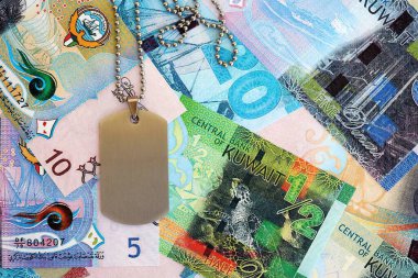 Kuveyt dinarı para ve askeri paralar. Askerlik konsepti