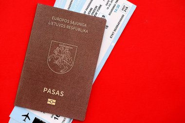 Litvanya pasaportu ve ticari uçak biletleri kapanıyor. Avrupa konseptinde seyahat uçuşları ve avize turizmi