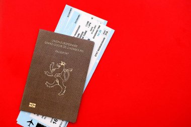 Lüksemburg pasaportu ve ticari uçak biletleri kapatılıyor. Avrupa konseptinde seyahat uçuşları ve avize turizmi