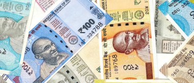 Büyük miktarda Hint Rupisi para banknotları kapanıyor. Hindistan INR 'den yüklü miktarda nakit para. Hindistan 'da ekonomi ve ticaret