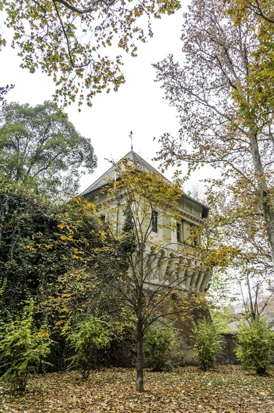 Herfst in de Koninklijke tuinen-Turijn — Stockfoto