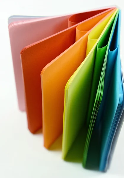 Cuaderno con hojas de colores — Foto de Stock