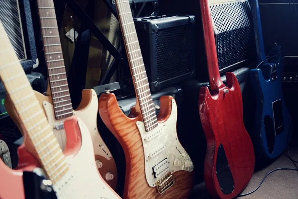 Group of guitars in exposition — Stock Photo, Image