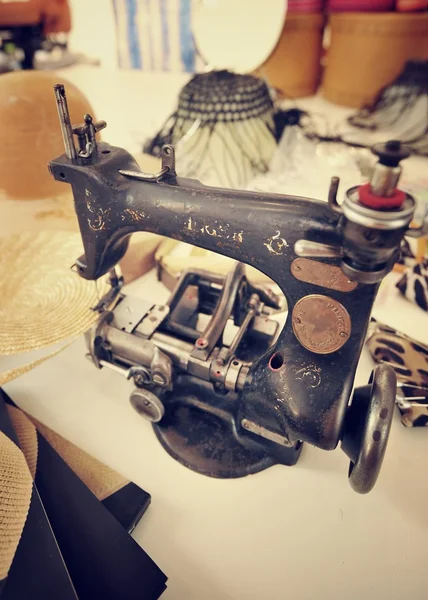 Παλιά ραπτομηχανή — Φωτογραφία Αρχείου
