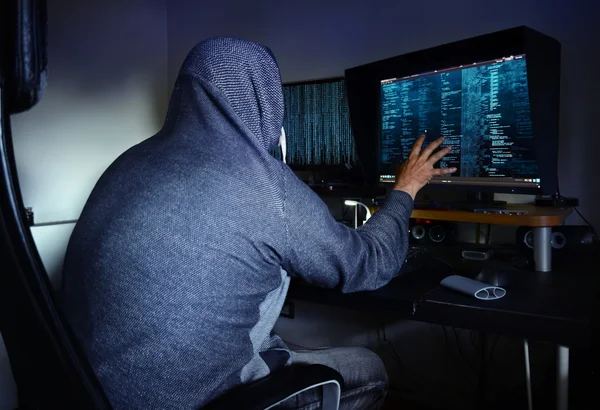 Farliga hacker stjäla data-konceptet — Stockfoto