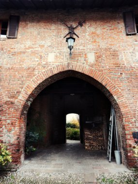 Dış görüntülemek eski giriş İtalyan farrmhouse