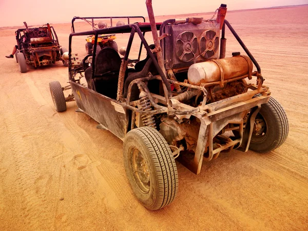 Homemade offroad car  for tourist trip in egypt — Stock Photo, Image