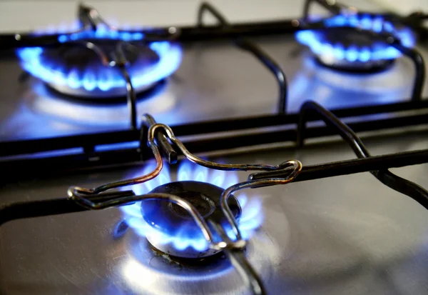Chamas azuis do fogão a gás — Fotografia de Stock
