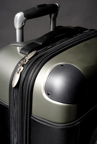 Gepäck im modernen Stil auf Rädern — Stockfoto