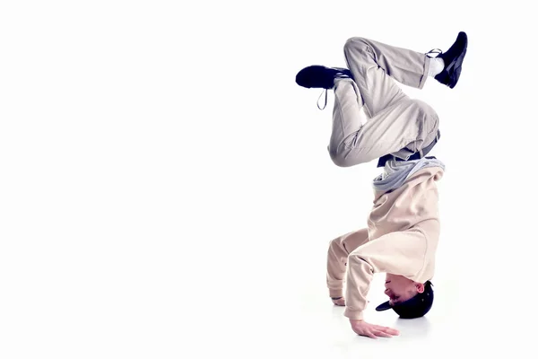 Danse de style breakdance chic et cool posant — Photo