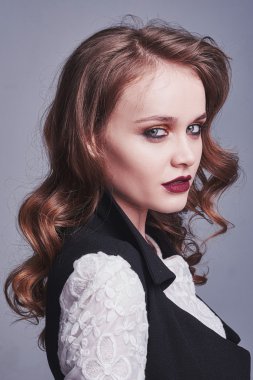 Makyaj ve saç modeli