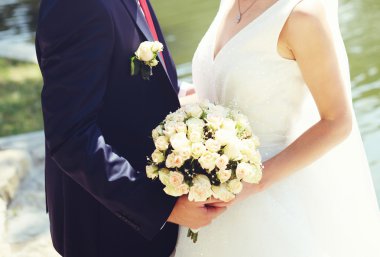 Mutlu gelin ve damat düğünlerinde