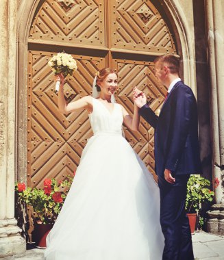 Mutlu gelin ve damat düğünlerinde