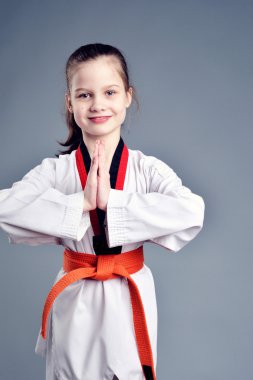 Beyaz kimono, küçük kız