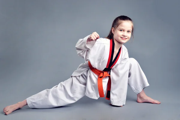Beyaz kimono, küçük kız