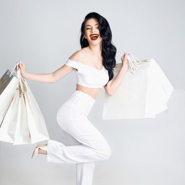 gri studio özgeçmişlerine izole kadın çantaları holding alışveriş,.