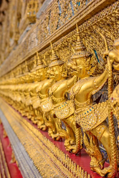 Wat phra Garuda kaw