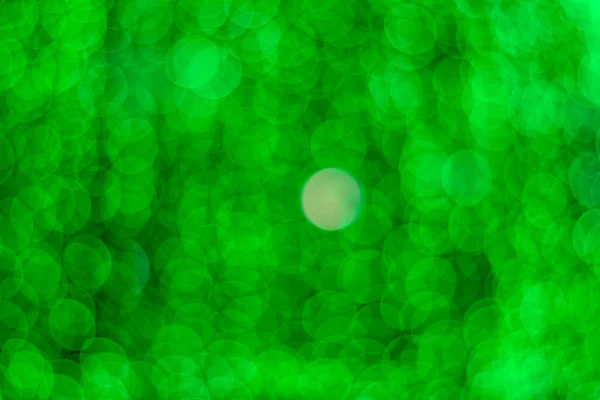 Defokussiert abstrakte grüne Weihnachten Hintergrund — Stockfoto