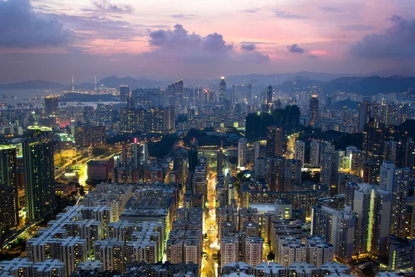 Sonnenuntergang in der Altstadt von Hongkong vom Dach aus — Stockfoto