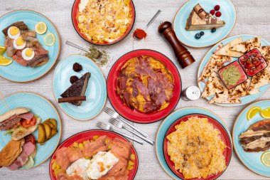 Madrid 'de bir füzyon restoranında Tex-Mex, İspanyol ve İspanyol yemekleri.