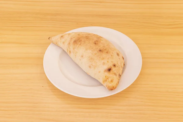 Receta Popular Para Calzone Italiano Relleno Jamón Champiñones Cocinados Horno — Foto de Stock