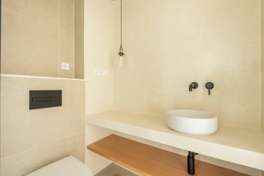 Lambalı ve atölyeli çağdaş minimalist lavabo