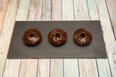 Çukulatalı çörek tepsisi