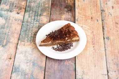 Çikolatalı pastanın çeşitli çeşitleri var.