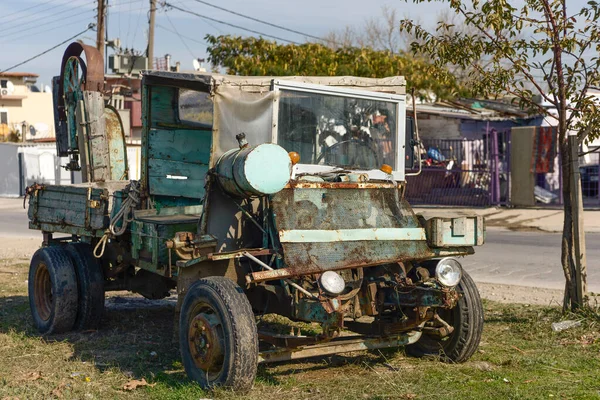 Vintage Truck Niet Goedgekeurd Voor Iets Gemaakt Door Een Griekse — Stockfoto