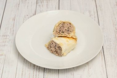 Gözler için bir ziyafet: Arjantin böreğinin çeşitliliğini keşfetmek, sulu, el yapımı biftekten tatlı ayva etine, mutfak gökkuşağında.