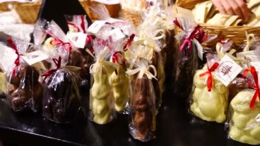 prestijli şekerlemeler butik çikolata rakamlar formları çeşitli sergiledi.