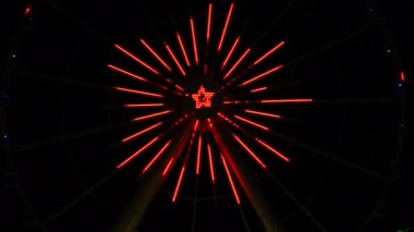 yanıp sönen ışıklar atlıkarınca